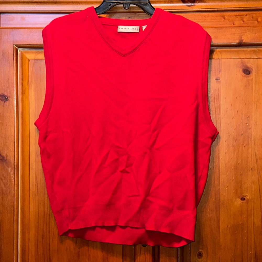 Cypress Links Golf Wear V Neck Red Sweater Vest Men's medium 100% cotton